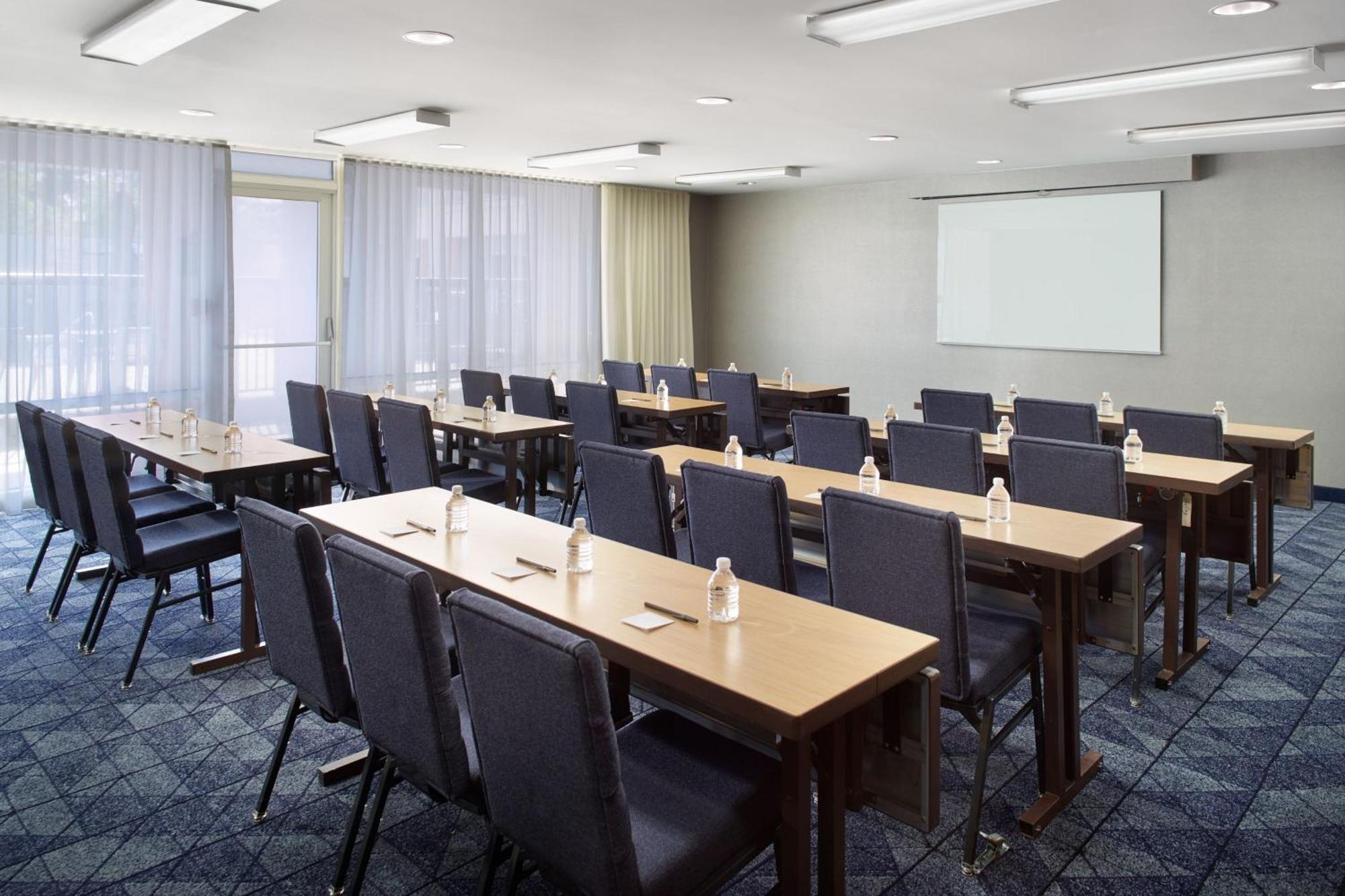 Courtyard By Marriott Myrtle Beach Broadway Exterior foto