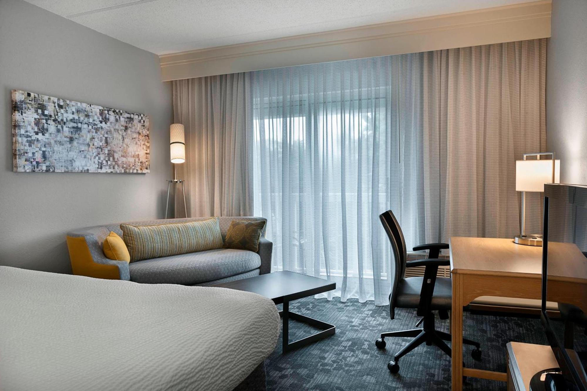 Courtyard By Marriott Myrtle Beach Broadway Exterior foto